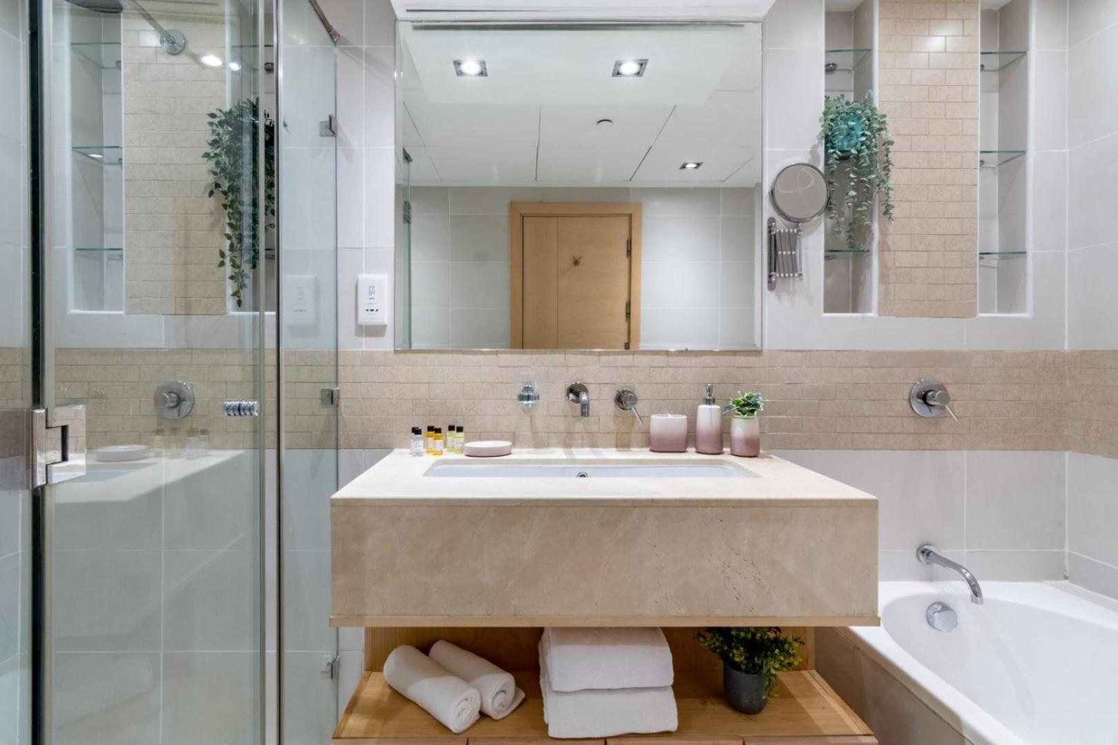 Апартаменти Guestready - Marina View | Fairfield Tower Дубай Екстер'єр фото